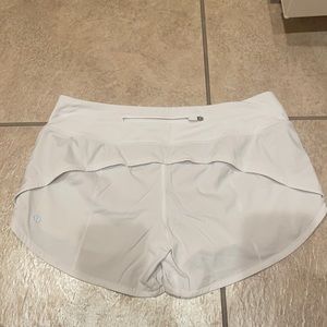 Lululemon speed shorts size 6